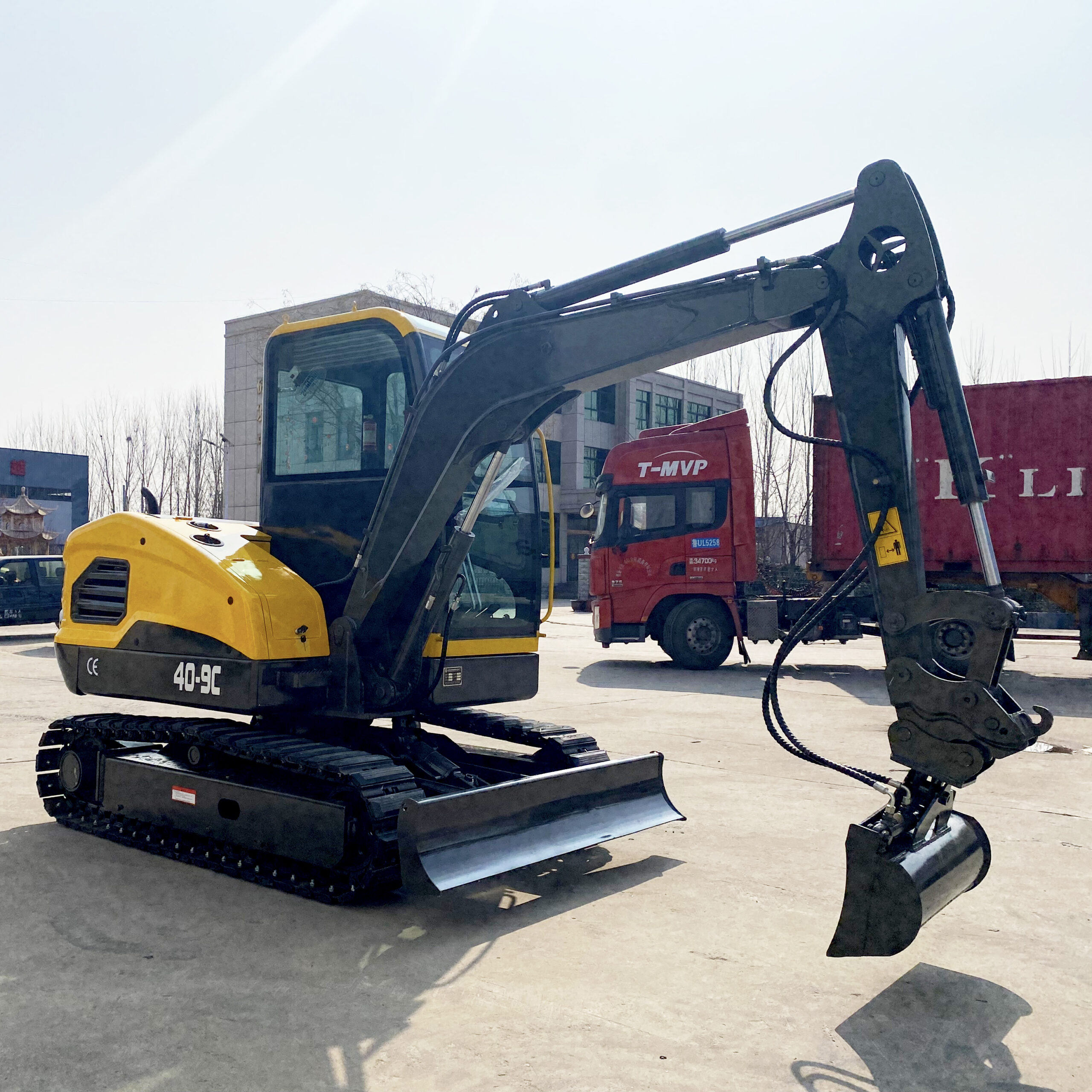 4 ton mini excavator - Image 3