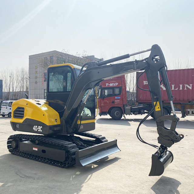 4 ton mini excavator - Image 4