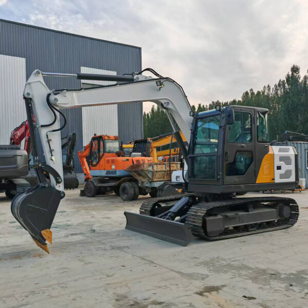 9 ton excavator - Image 2